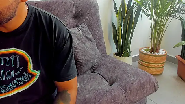 Snapshot of Ethan_Ryder_ chatting on March 13, 2026, 1:18 pm Ethan Ryder online show from March 13, 2026, 1:18 pm