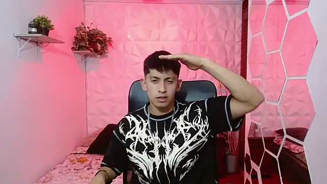 Snapshot of Kei_23 chatting on March 11, 2026, 4:24 pm Kei 23 online show from March 11, 2026, 4:24 pm