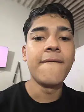 pabloflaquito23 online show from March 15, 2026, 9:32 pm