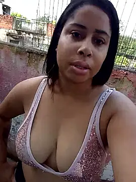 gatinha20257 online show from April 30, 2026, 11:38 am