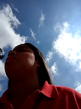 gatinha20257 online show from May 29, 2026, 3:32 pm