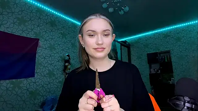 Snapshot of Alyssa_Thornwod chatting on March 13, 2026, 2:12 pm Alyssa Thornwod online show from March 13, 2026, 2:12 pm