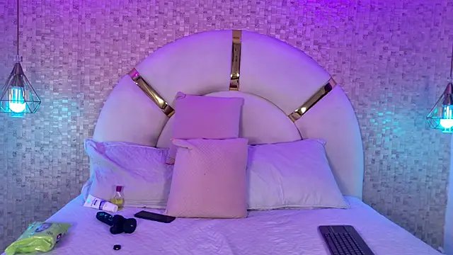 Snapshot of esmeralda_sm chatting on March 12, 2026, 7:20 pm esmeralda sm online show from March 12, 2026, 7:20 pm