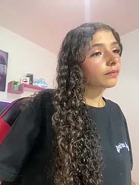 Snapshot of LINDA_EF chatting on March 13, 2026, 7:42 pm LINDA EF online show from March 13, 2026, 7:42 pm