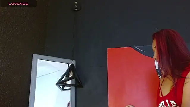 Snapshot of Cafeziitha1126 chatting on March 13, 2026, 12:01 pm Cafeziitha1126 online show from March 13, 2026, 12:01 pm