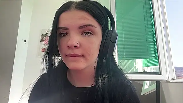 Snapshot of Kateqte chatting on March 14, 2026, 11:04 am Kateqte online show from March 14, 2026, 11:04 am