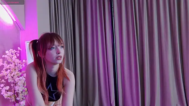 CandyGirl2y online show from March 26, 2026, 6:57 pm