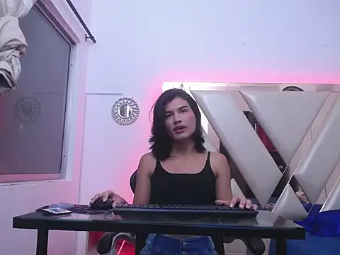 Snapshot of Madisson_jones chatting on March 20, 2026, 11:48 am Madisson jones online show from March 20, 2026, 11:48 am