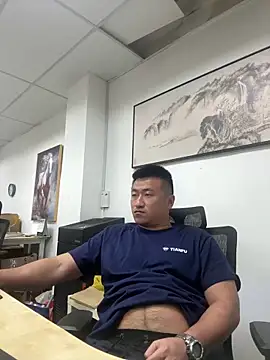 Cunzhangshibage02 online show from May 28, 2026, 11:24 pm
