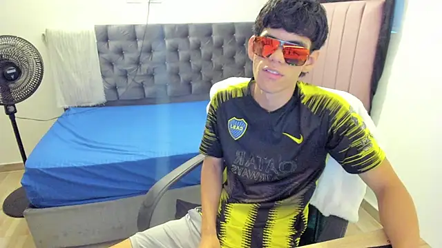 Snapshot of Josy_11 chatting on March 13, 2026, 8:37 pm Josy 11 online show from March 13, 2026, 8:37 pm