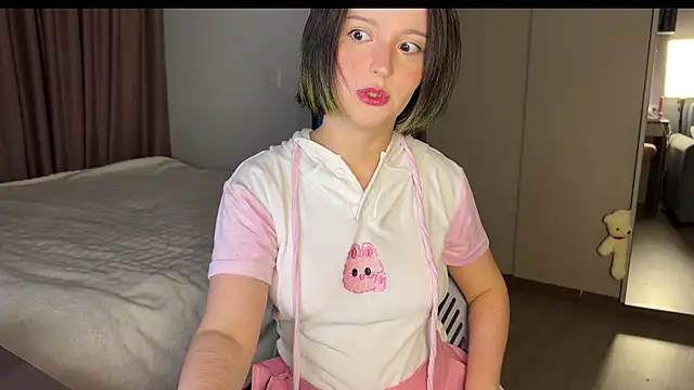emilyy xoxo online show from March 26, 2026, 1:44 am