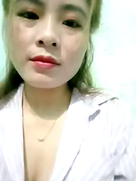 Snapshot of candy_flo chatting on March 17, 2026, 11:24 am candy flo online show from March 17, 2026, 11:24 am