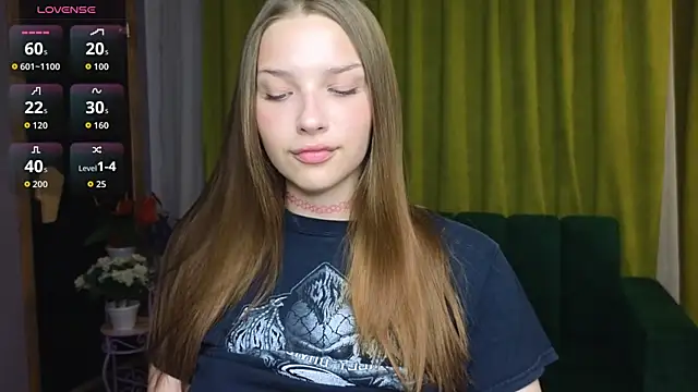 DariaAngels online show from May 29, 2026, 5:33 pm