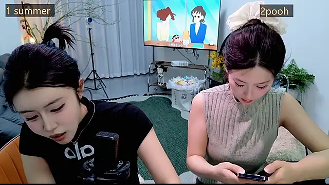 Summerbaby-001 online show from March 17, 2026, 12:19 pm