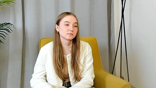 Snapshot of DonellaGrandel chatting on March 13, 2026, 11:28 am DonellaGrandel online show from March 13, 2026, 11:28 am