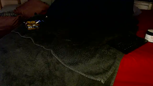 feetandcock85 online show from July 8, 2026, 8:46 pm