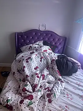 Snapshot of 212spirit chatting on March 13, 2026, 12:45 pm 212spirit online show from March 13, 2026, 12:45 pm