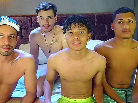 Snapshot of The_Penthouse_boys chatting on April 10, 2026, 12:05 am The Penthouse boys online show from April 10, 2026, 12:05 am