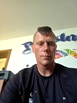 Snapshot of John871911 chatting on April 23, 2026, 7:20 am John871911 online show from April 23, 2026, 7:20 am