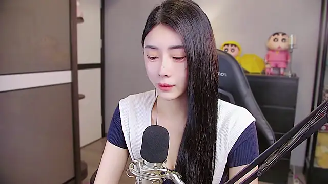 Snapshot of XiaoYuBao- chatting on April 19, 2026, 5:12 pm XiaoYuBao- online show from April 19, 2026, 5:12 pm