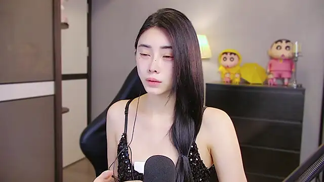 Snapshot of XiaoYuBao- chatting on April 28, 2026, 4:23 pm XiaoYuBao- online show from April 28, 2026, 4:23 pm