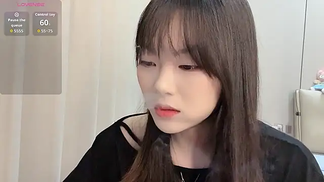 Snapshot of Lily-8888 chatting on March 19, 2026, 2:32 pm Lily-8888 online show from March 19, 2026, 2:32 pm