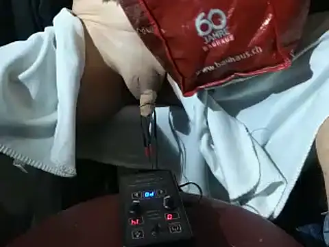 Snapshot of Richifun1111 chatting on September 25, 2025, 4:11 pm Richifun1111 online show from September 25, 2025, 4:11 pm