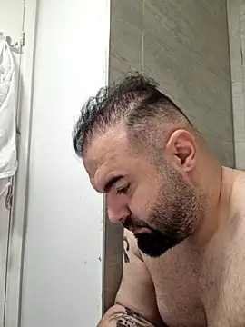 bigmillz32 online show from March 27, 2026, 12:38 am