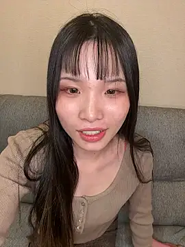 Snapshot of una2001 chatting on March 13, 2026, 2:45 pm una2001 online show from March 13, 2026, 2:45 pm