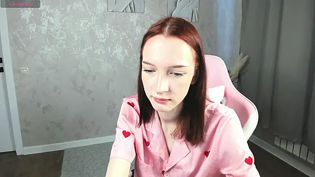 Snapshot of Naomiya-Lee chatting on March 16, 2026, 1:44 am Naomiya-Lee online show from March 16, 2026, 1:44 am