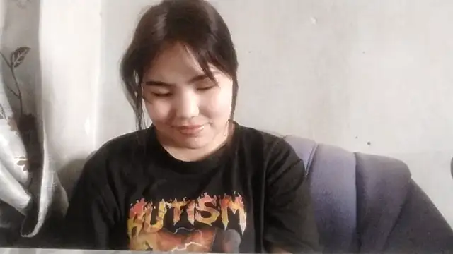 CuteAngell online show from April 10, 2026, 7:35 am