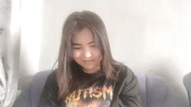 CuteAngell online show from April 12, 2026, 9:14 am