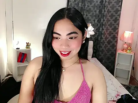 Snapshot of xLinda_Walkerx chatting on April 4, 2026, 7:55 pm xLinda Walkerx online show from April 4, 2026, 7:55 pm