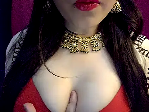nadia doll69 online show from July 17, 2026, 7:08 pm