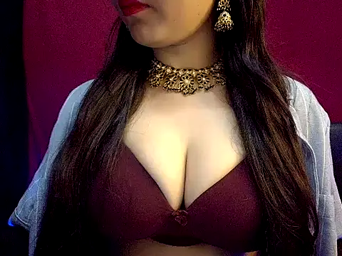 nadia doll69 online show from July 24, 2026, 6:50 pm