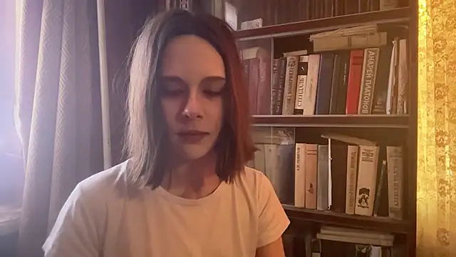 HyunCorrente online show from March 21, 2026, 4:39 am