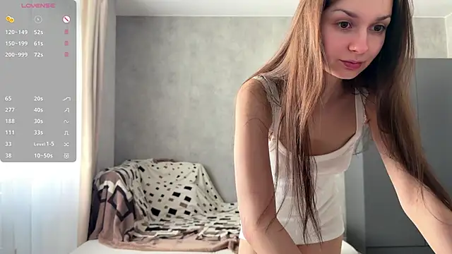 Rose Nora online show from May 31, 2026, 3:26 am