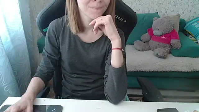 Snapshot of Cleo_Sertori_ chatting on March 21, 2026, 10:31 am Cleo Sertori online show from March 21, 2026, 10:31 am