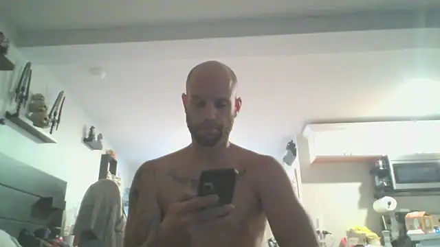 CaptCraker online show from April 5, 2026, 9:12 pm