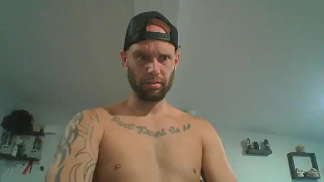 CaptCraker online show from April 29, 2026, 9:54 pm