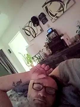 dropanddrippy1 online show from March 23, 2026, 1:37 pm