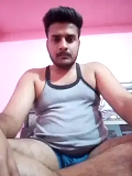 Decentlover67 online show from May 27, 2026, 5:10 pm