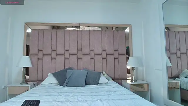 Snapshot of MailynTafur chatting on March 18, 2026, 7:50 pm MailynTafur online show from March 18, 2026, 7:50 pm