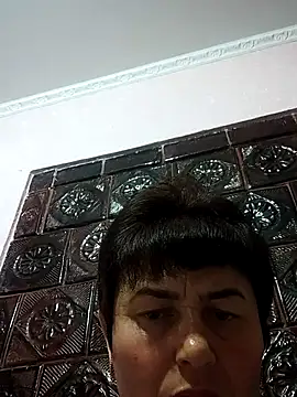 valeryXmur online show from April 10, 2026, 9:41 pm