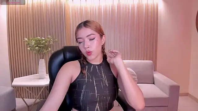 ArianaNova online show from July 15, 2026, 2:17 am