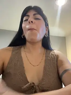 Snapshot of hey_cattt chatting on March 28, 2026, 9:58 pm hey cattt online show from March 28, 2026, 9:58 pm