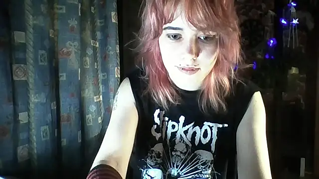 Snapshot of whiny_emo_boi chatting on April 3, 2026, 9:13 pm whiny emo boi online show from April 3, 2026, 9:13 pm