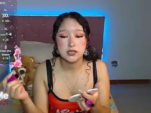 Snapshot of littlelion18 chatting on March 19, 2026, 1:48 pm littlelion18 online show from March 19, 2026, 1:48 pm