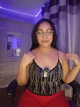 Snapshot of PiscisGirl chatting on May 30, 2026, 6:32 am PiscisGirl online show from May 30, 2026, 6:32 am
