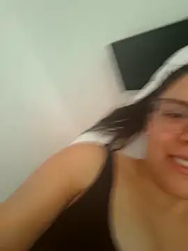 Snapshot of Aila_Phone chatting on March 22, 2026, 6:11 pm Aila Phone online show from March 22, 2026, 6:11 pm